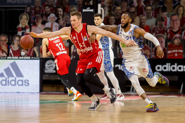 亚历山大的 亚历山大的