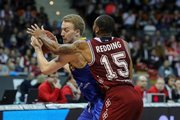 直接决定名 直接决定名