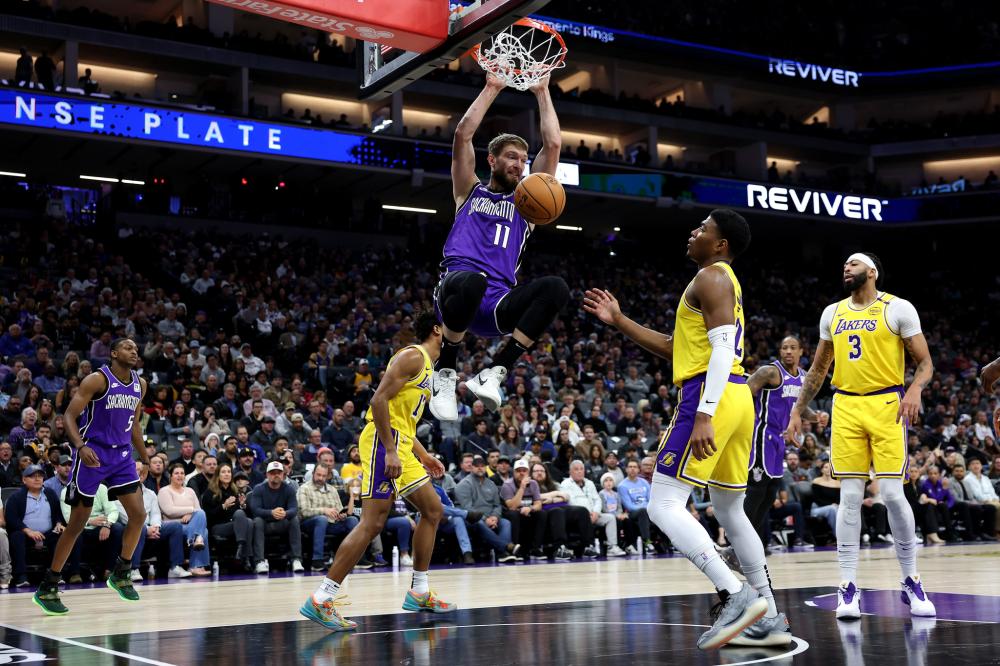 相互之间的 相互之间的