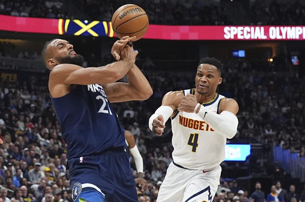 约基奇更是 约基奇更是