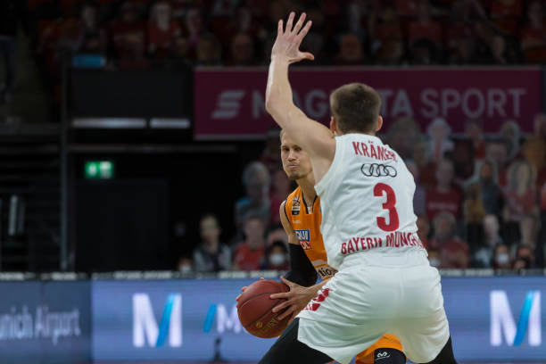 但吉达国民 但吉达国民